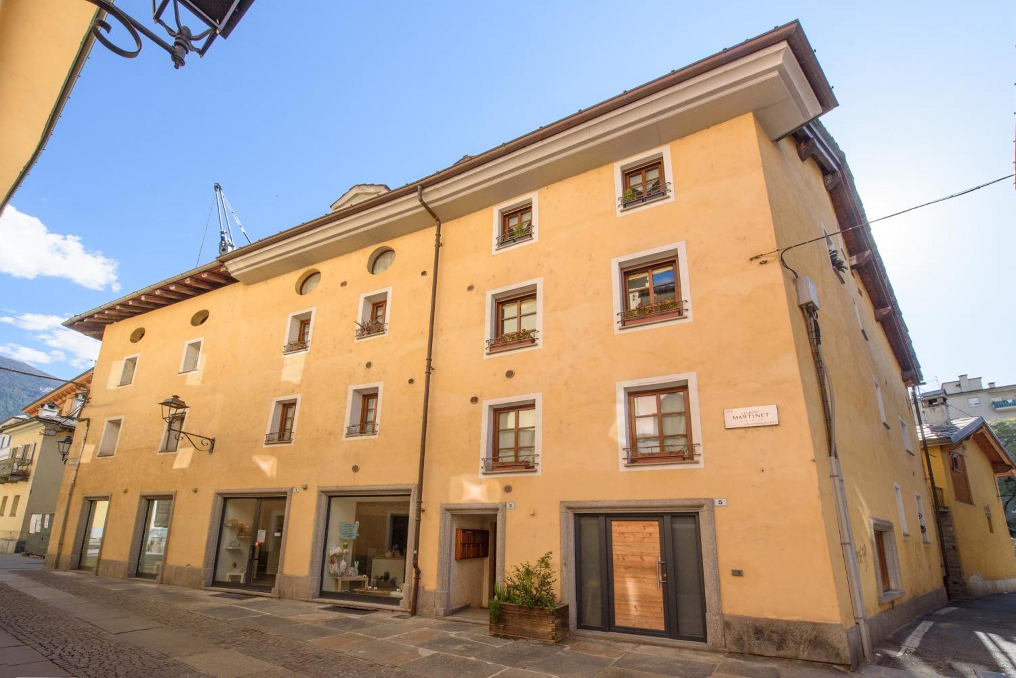 Joile Maison - In The Heart Of Aosta Exterior foto